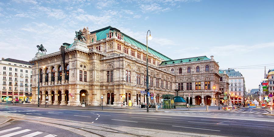 Enjoying a tour of elegant Vienna