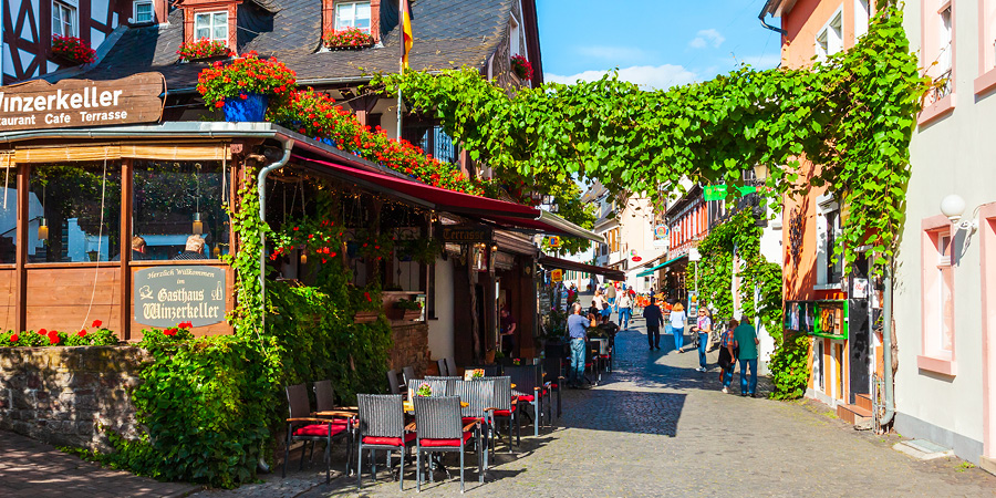 Uncovering picturesque Rüdesheim
